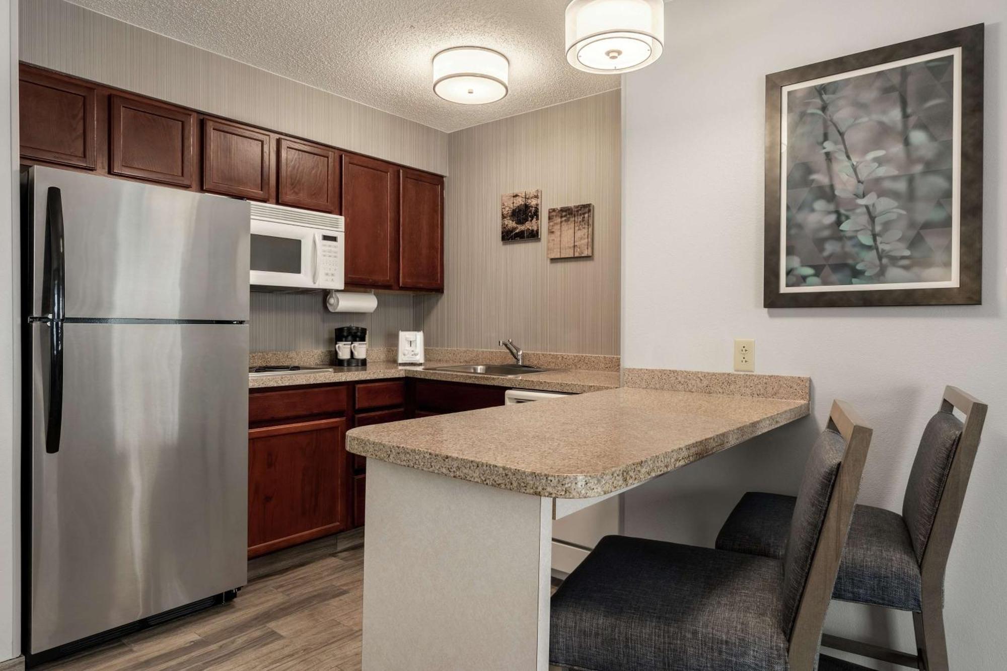 Homewood Suites By Hilton Erie Kearsarge Exterior photo